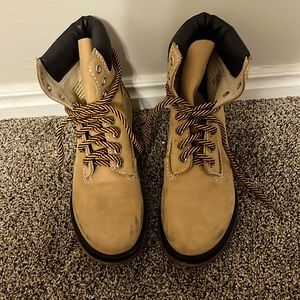 Steve Madden lumberjack style boots!